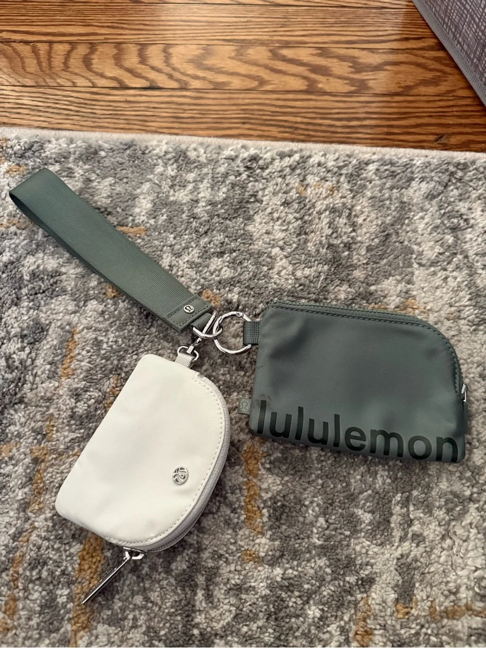 Lululemon dual pouch wristlet
